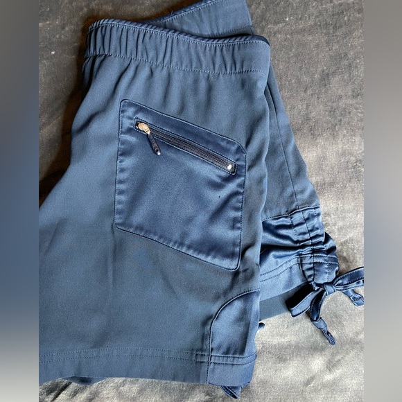 Unique Nike women’s short with ties on the sides and fun zippers! - Picture 4 of 8